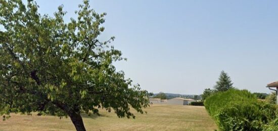 Terrain à bâtir à Saint-Yrieix-sur-Charente, Nouvelle-Aquitaine