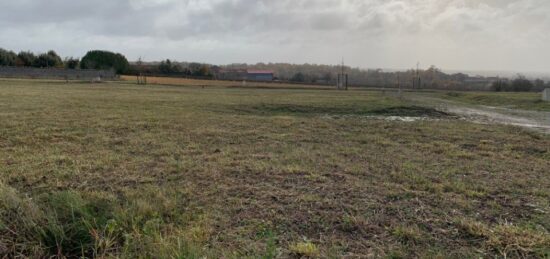 Terrain à bâtir à Bourg-Charente, Nouvelle-Aquitaine